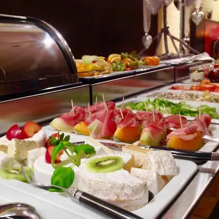 Ostseehotel 酒店 3*